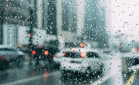 מי אחראי לנזק שנגרם לרכב כתוצאה מהצפה בעקבות מזג אויר חריג בעוצמתו?